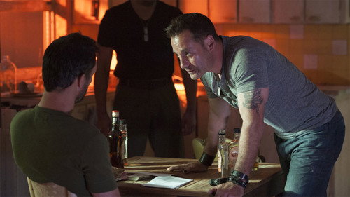 Burn Notice Season 7 Episode 1 - New Deal