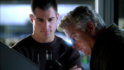 CSI: Crime Scene Investigation Season 2 Episode 17 - Felonious Monk
