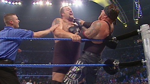 SmackDown - Aug. 14, 2003 still