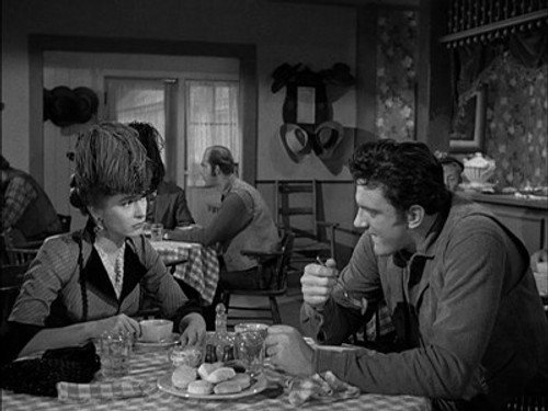 Gunsmoke Season 1 Episode 16 - Reward for Matt