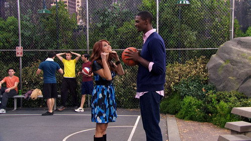 Jessie Season 2 Episode 8 - Say Yes to the Messy Dress
