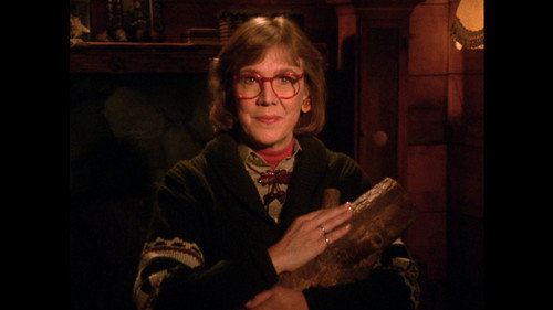 Log Lady Introduction - S02E14 still