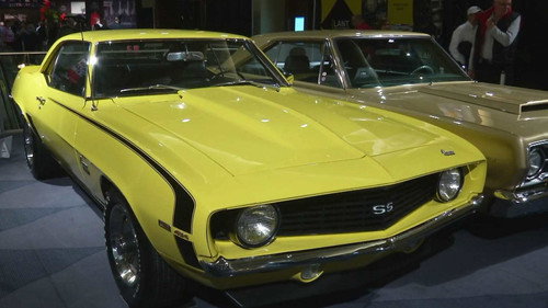 Legendary Motorcar Season 4 Episode 10 - The Auto Show Sells a Ferrari