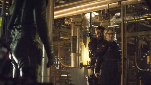 Arrow Season 2 Episode 23 - Unthinkable