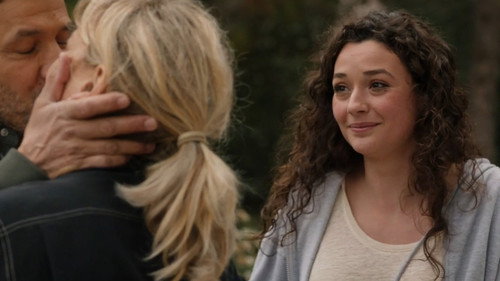 Episode 1452 still