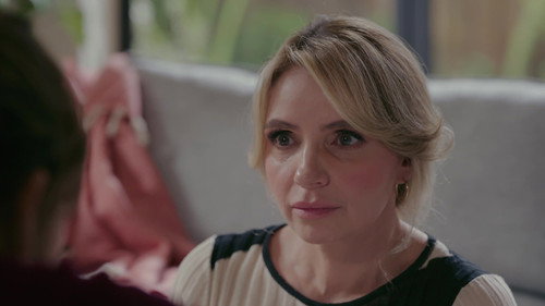 Con esa misma mirada Season 1 Episode 7 - Caída libre