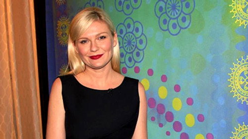 Kirsten Dunst, Ike Barinholtz, Paul Simon still