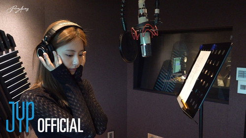 TWICE TV Season 27 Episode 8 - TZUYU “Run Away” Recording Behind