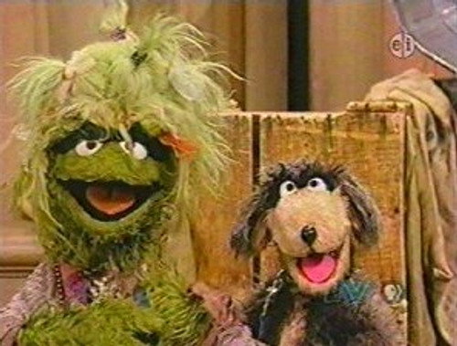 Sesame Street Season 37 Episode 19 - Oscar Loves Cranky
