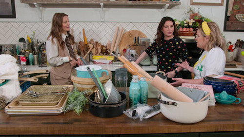 Get Organized with The Home Edit Season 2 Episode 1 - Drew Barrymore & An Atlanta Pantry