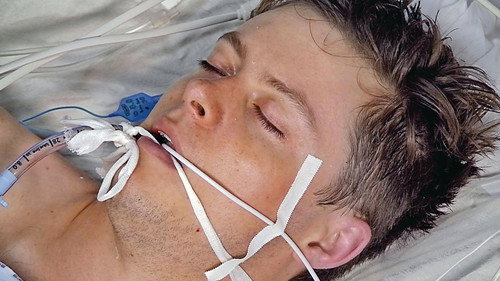 24 Hours in A&E Season 12 Episode 8 - In Sickness and in Health