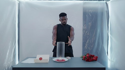 Taskmaster Portugal Season 5 Episode 1 - Isabela Valadeiro