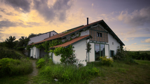 Home Season 2 Episode 1 - France: Hourré House