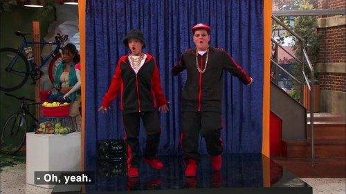Nicky, Ricky, Dicky & Dawn Season 3 Episode 15 - Not-So-Sweet Charity