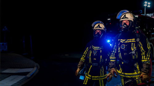 Feuer & Flamme Season 7 Episode 5 - Green fog leads to large-scale operations
