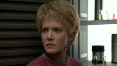Star Trek: Voyager Season 3 Episode 4 - The Swarm