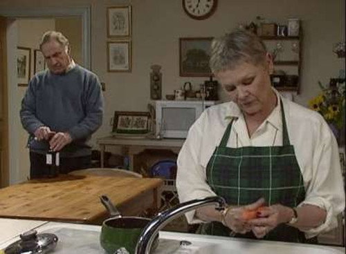 As Time Goes By Season 6 Episode 2 - The Psychotherapist