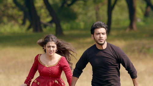 Yehh Jadu Hai Jinn Ka! Season 1 Episode 24 - Roshni, Aman Fall in Trouble