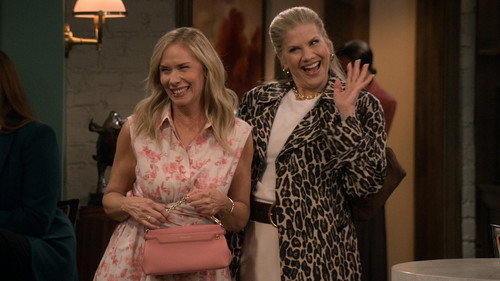 Leanne Season 2 Episode 9 - Three Degrees of Southern Women