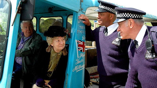 Last of the Summer Wine Season 30 Episode 1 - Some Adventures of the Inventor of the Mother Stitch