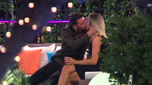 Love Island Season 4 Episode 28 - Episode 28