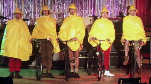 Monty Python's Flying Circus Season 1 Episode 11 - The Royal Philharmonic Orchestra Goes to the Bathroom