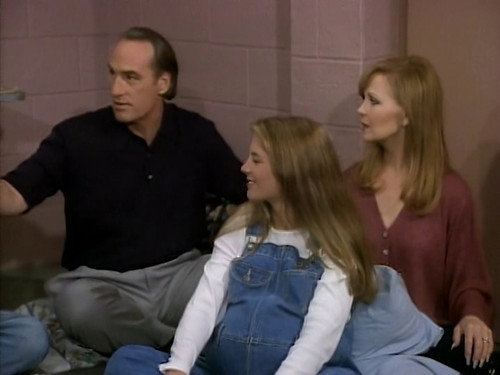 Coach Season 8 Episode 25 - Somebody's Baby