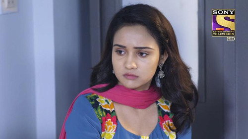 Sameer romances Naina still