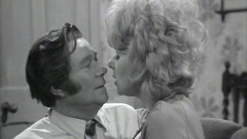 On the Buses Season 4 Episode 13 - Not Tonight