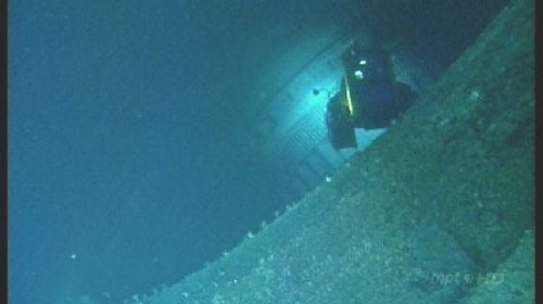 NOVA Season 33 Episode 2 - Sinking the Supership