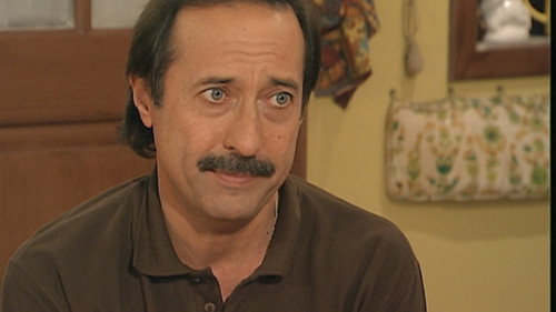 Casados con Hijos Season 1 Episode 12 - Calentitos los panchos