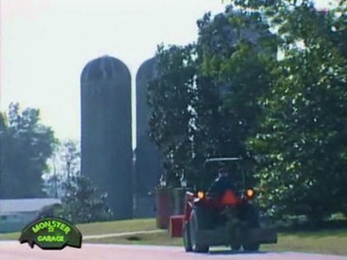 Monster Garage Season 1 Episode 12 - NASCAR Street Sweeper