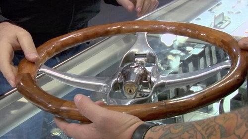Pawn Stars Season 5 Episode 17 - Over the Moon