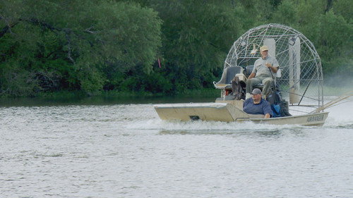 Swamp People Season 9 Episode 13 - Poacher From Hell