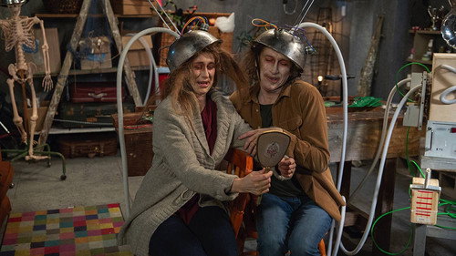 Drop Dead Weird Season 2 Episode 21 - Freaky Friday