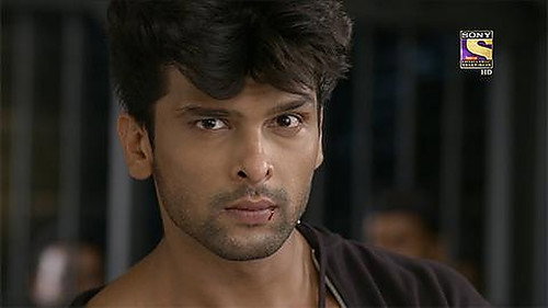 Maya Bails Arjun's Brother Out still