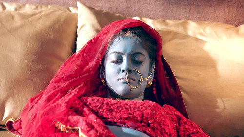 Roshni Falls Unconscious still