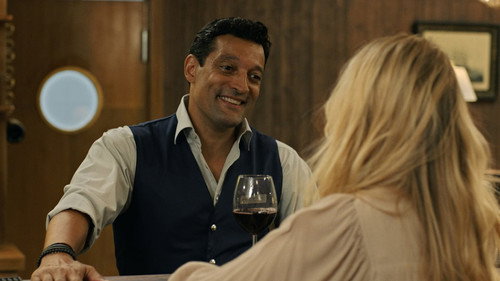 The Beach Hotel Season 1 Episode 3 - Episode 3