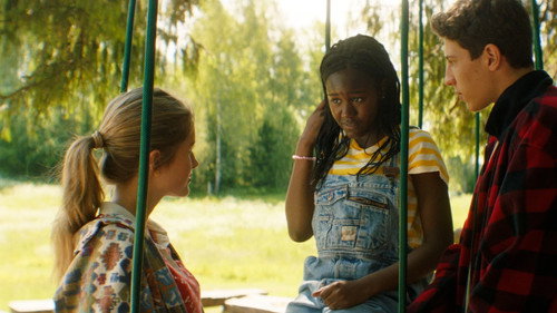 Someone Is Lying Season 1 Episode 2 - Pass the Ring and Let It Wander