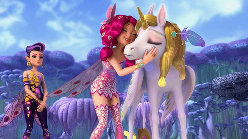 Mia and Me Season 2 Episode 18 - A Shower of Pollen
