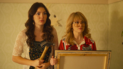 Firefly Lane Season 2 Episode 9 - Hart Shaped Box