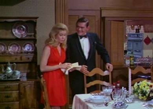 Bewitched Season 5 Episode 15 - Cousin Serena Strikes Again (1)