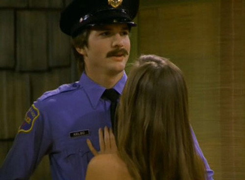 That '70s Show Season 5 Episode 18 - Hey, Hey What Can I Do