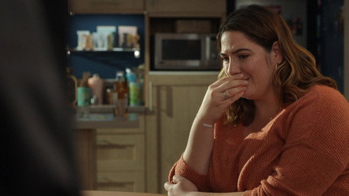 Episode 1552 still