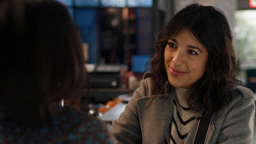 Episode 1613 still