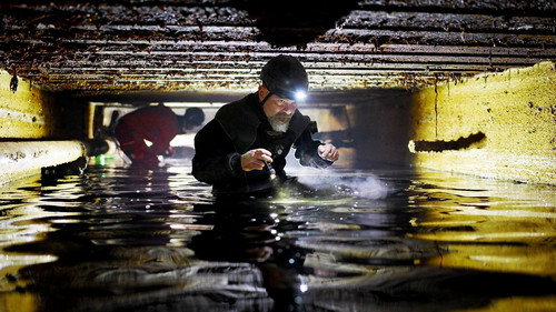 Trace seekers in Nazi bunkers in the middle of Poland still