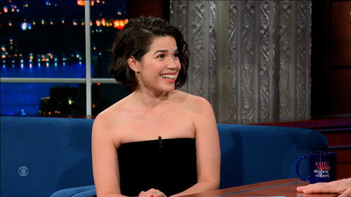 1/10/24 (America Ferrera, Reneé Rapp) still
