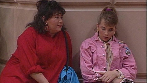 Roseanne Season 1 Episode 16 - Mall Story