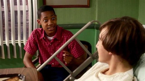 Everybody Hates Chris Season 4 Episode 17 - Everybody Hates Spring Break