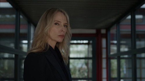 Episode 1408 still